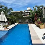 Suite Em Linda Casa Em Jurere Internacional